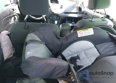 2017 Ford Fiesta Se z USA, uszkodzony, nr VIN 3FADP4BJ7HM156531